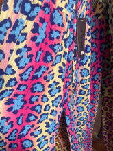 Load image into Gallery viewer, Plisse leopard print trousers

